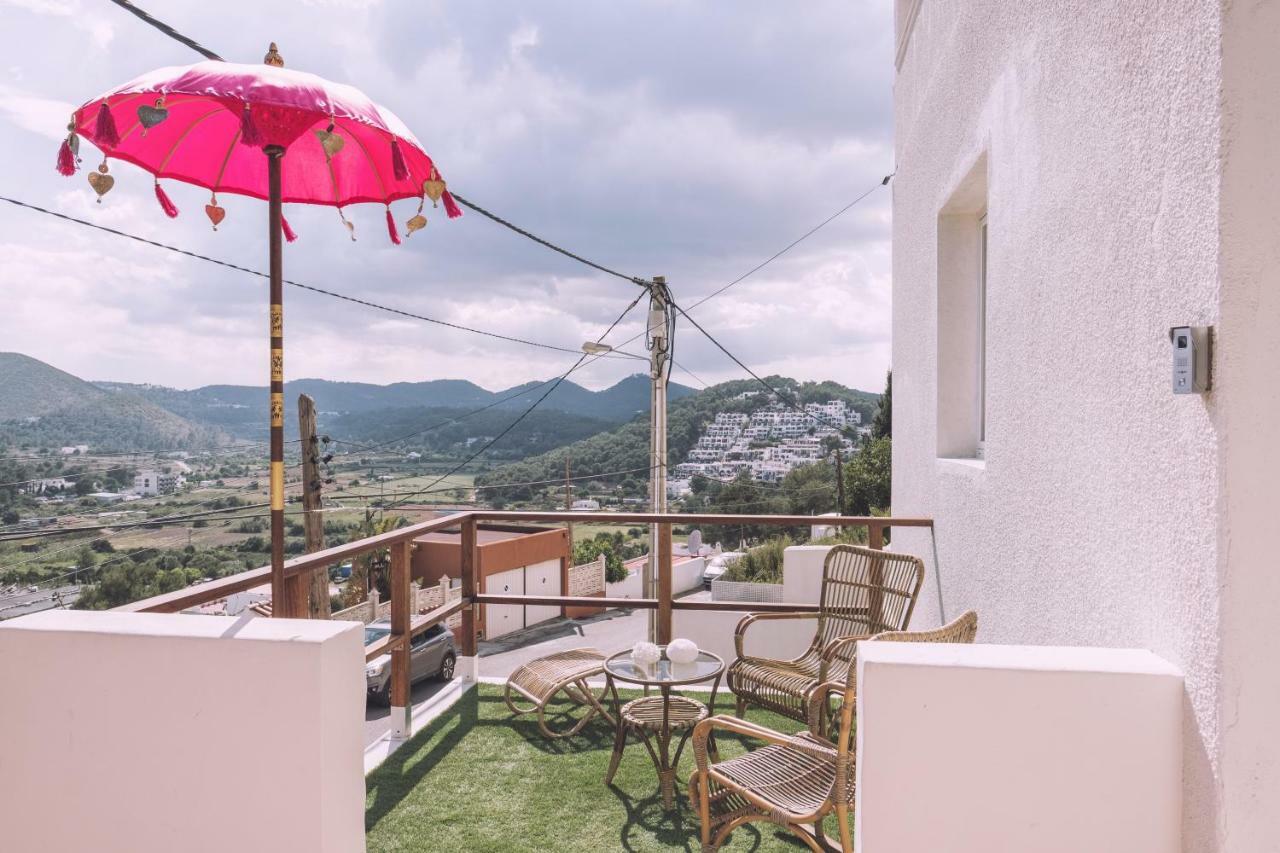 Apartamentos Catharina Maria Cala Llonga  Exteriér fotografie