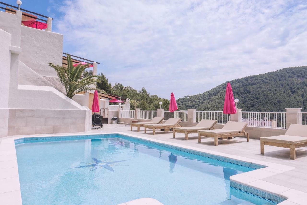 Apartamentos Catharina Maria Cala Llonga  Exteriér fotografie