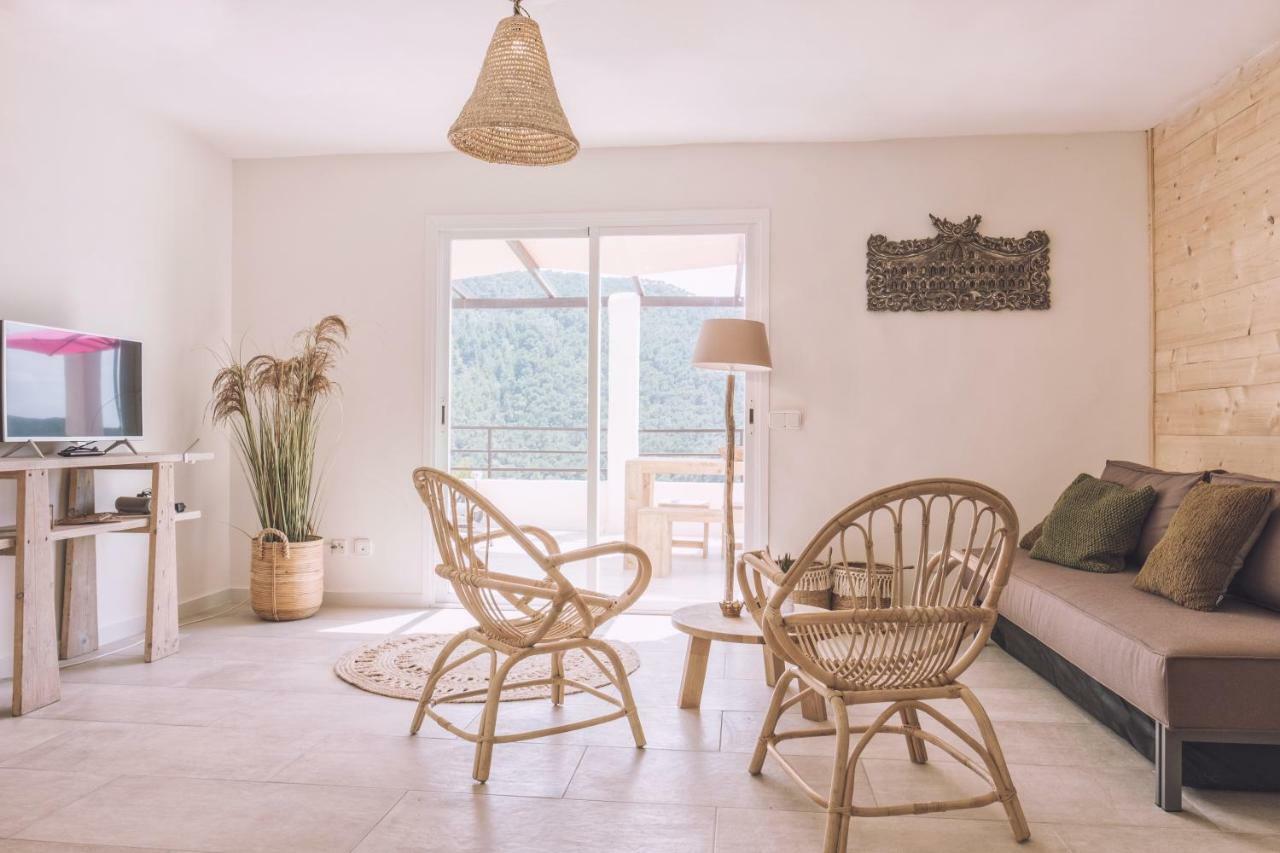 Apartamentos Catharina Maria Cala Llonga  Exteriér fotografie