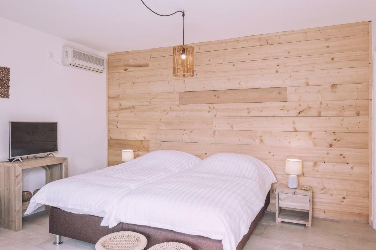 Apartamentos Catharina Maria Cala Llonga  Exteriér fotografie
