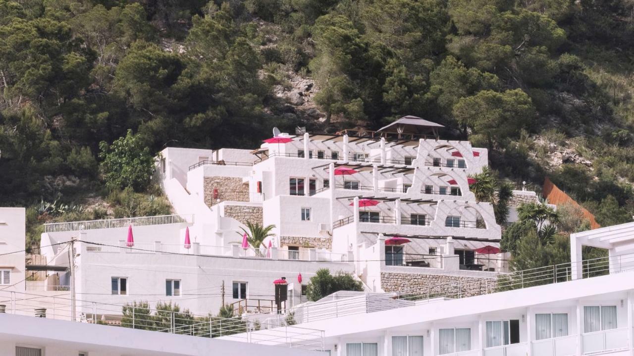 Apartamentos Catharina Maria Cala Llonga  Exteriér fotografie